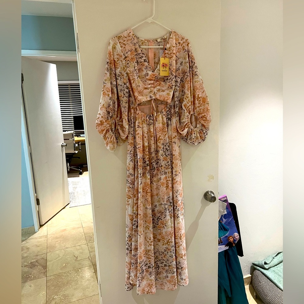 Cutout floral maxi